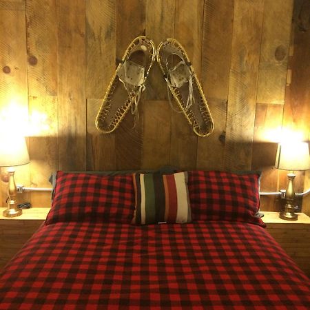 Shaver Lake Village Hotel מראה חיצוני תמונה