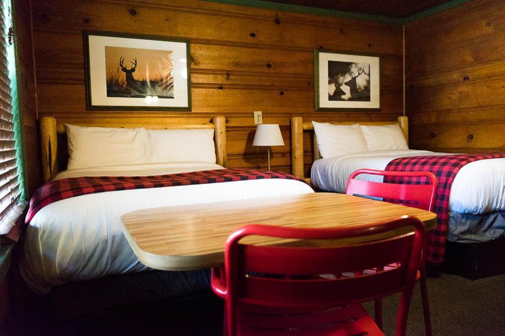 Shaver Lake Village Hotel מראה חיצוני תמונה