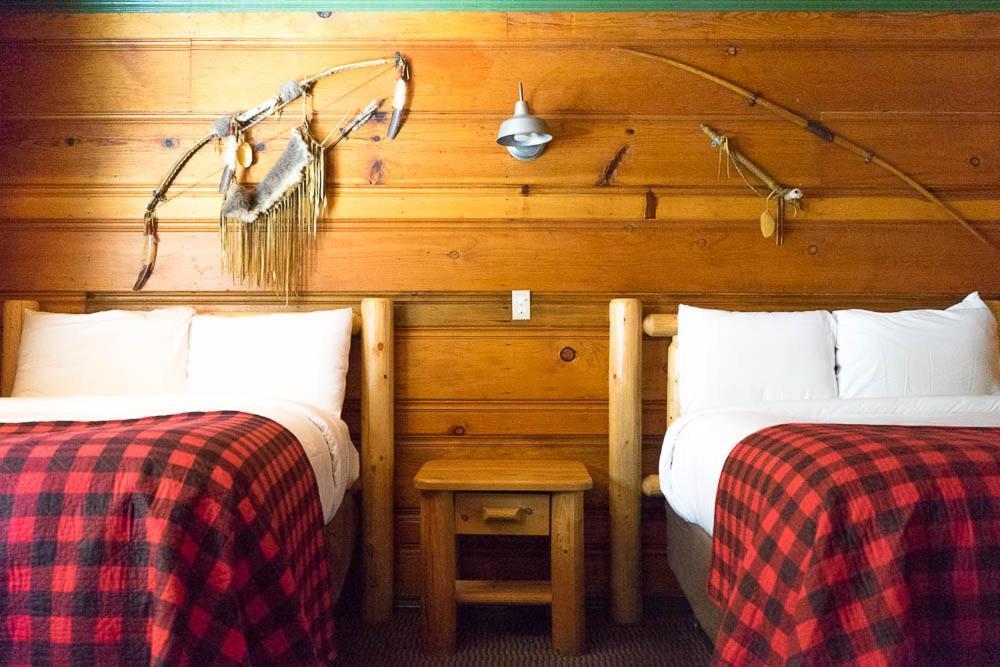 Shaver Lake Village Hotel מראה חיצוני תמונה