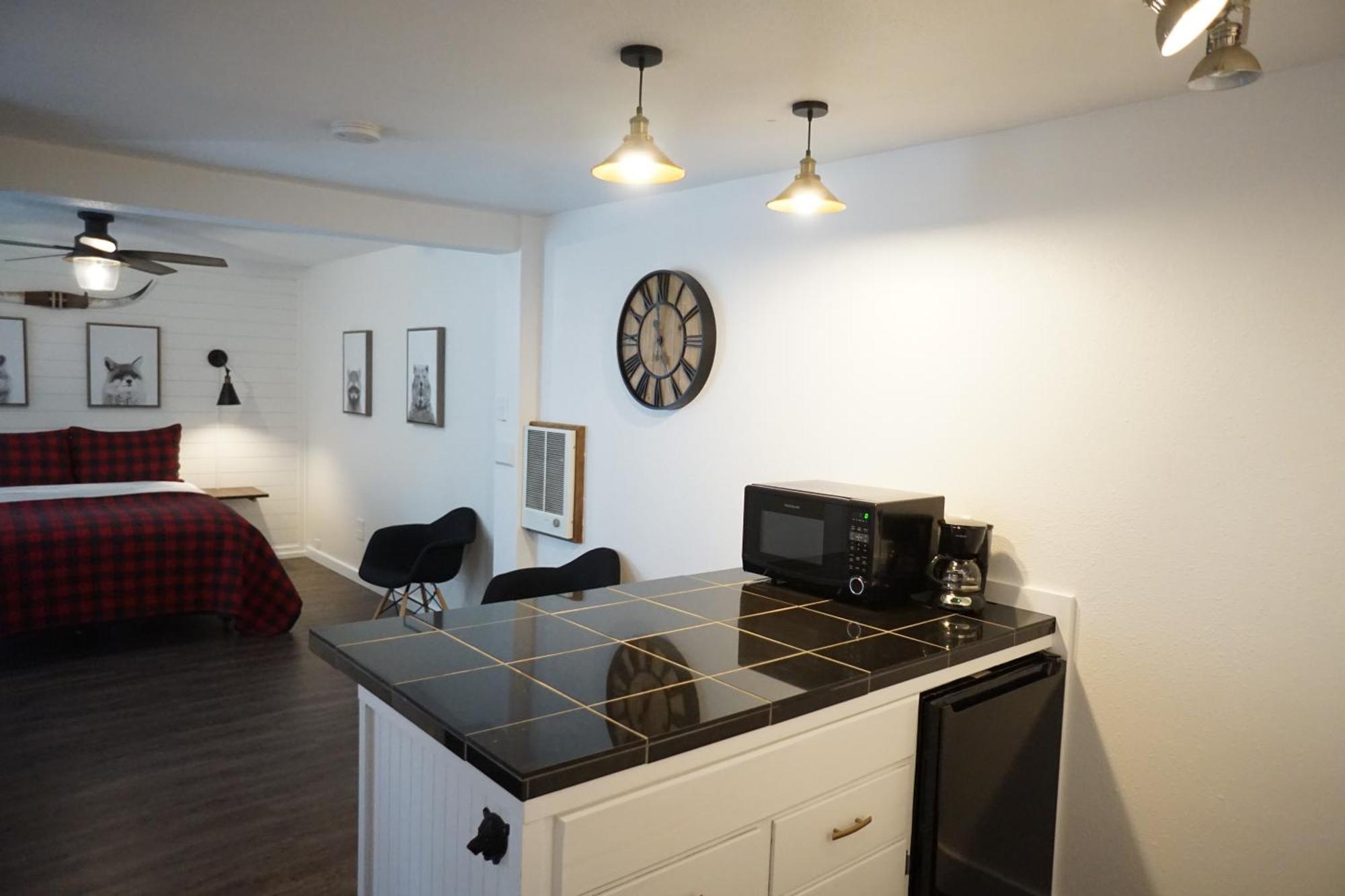 Shaver Lake Village Hotel מראה חיצוני תמונה