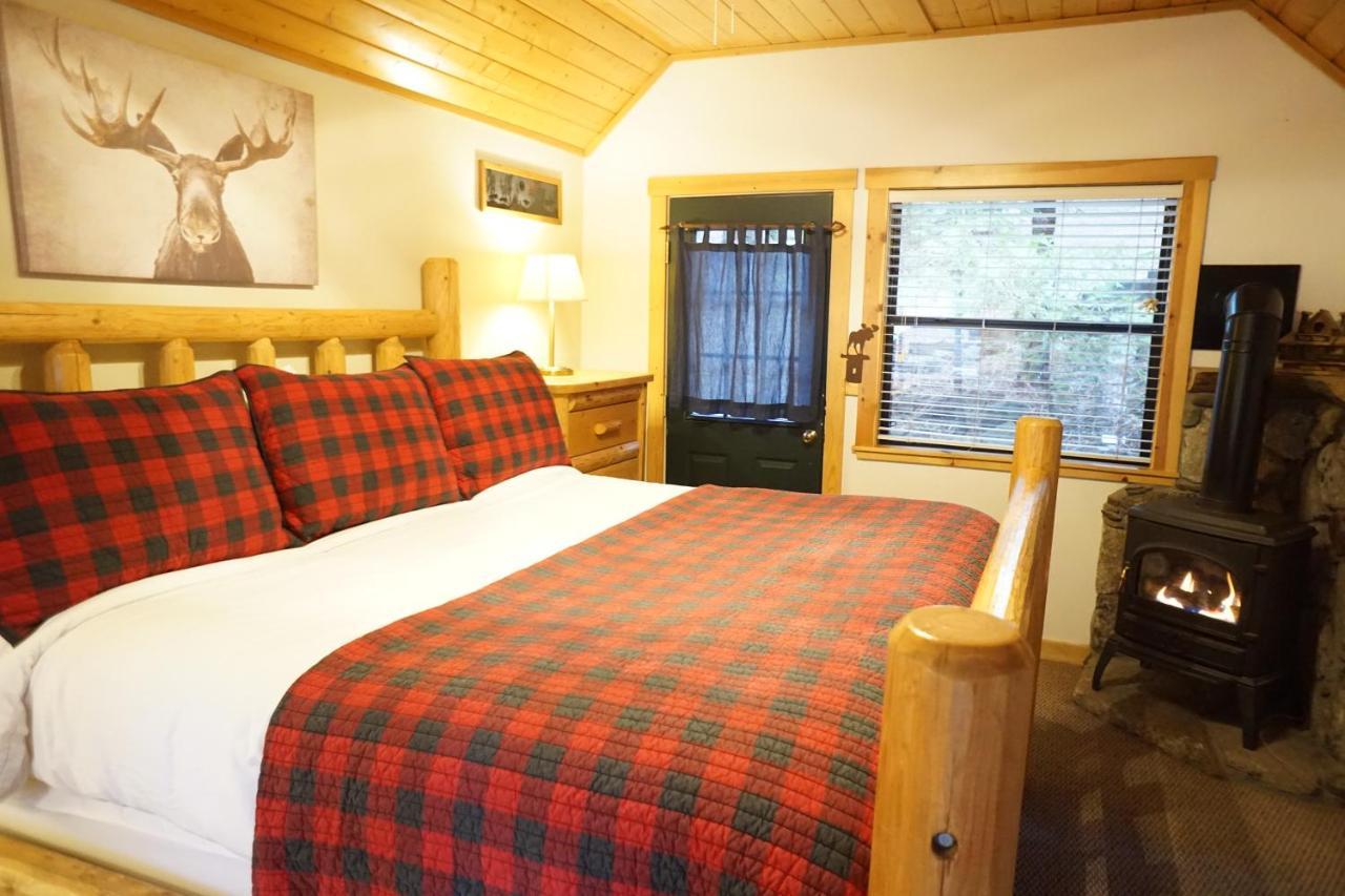 Shaver Lake Village Hotel מראה חיצוני תמונה